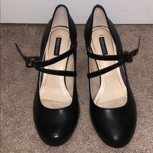 Cute Alex Marie black work pumps